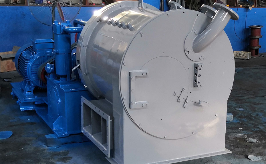 HR630雙級活塞推料離心機主機