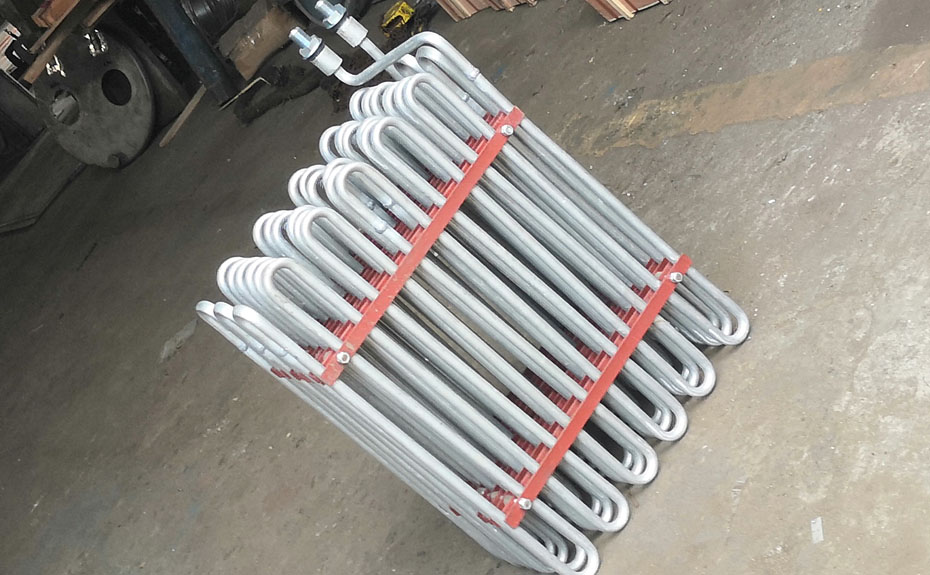 HR500雙級活塞推料離心機油冷卻器